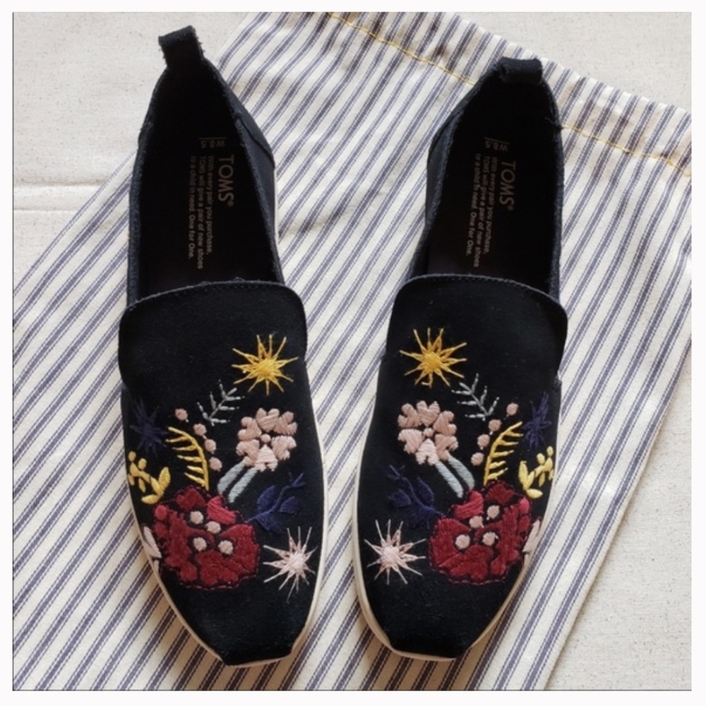 NEW Toms Embroidered Suede Slip-On Flats